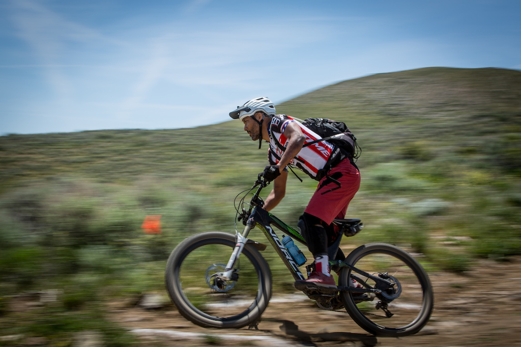 VP Components Brand Manager and CES co-founder Erik Saunders shreds during practice for the Battle Born Enduro. VP is a founding sponsor of the series and we appreciate its unwavering support! Photo: Called to Creation.