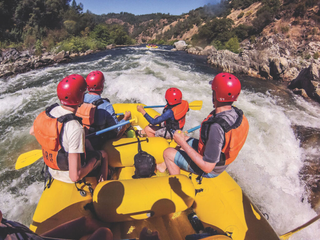 Image of commercial rafting trip with OARS
